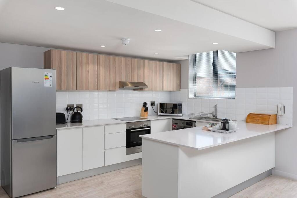 Apartment Large And Spacious In De Waterkant Next To V&a *